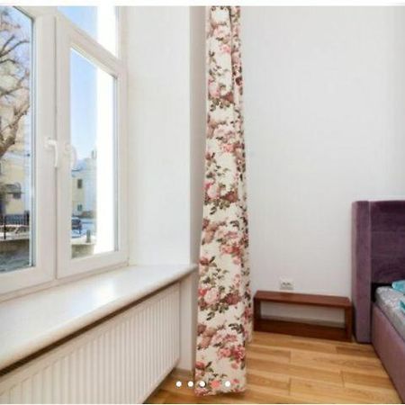 Apartmán Три Кімнати Вулиця Грушевського 9 Центр Міста Львів Exteriér fotografie